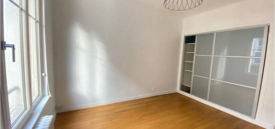 Appartement  à louer, 2 pièces, 1 chambre, 42 m²