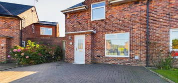 2 bedroom semi-detached house for sale