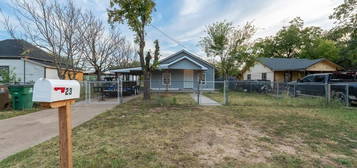 23 E Avenue I, San Angelo, TX 76903