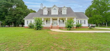 9539 Lakeview Rd, Bay Minette, AL 36507