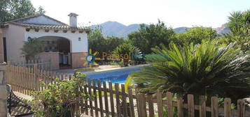 Chalet en Pego (El)