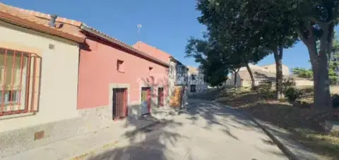 Casa pareada en &#xC1;rea Rural