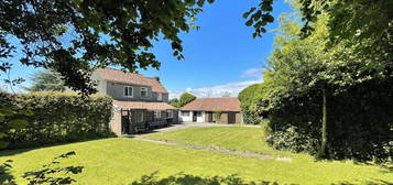 4 bed detached house for sale