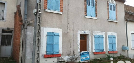 Maison 2 étages  à vendre, 3 pièces, 2 chambres, 87 m²