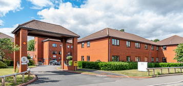 Flat to rent in Housman Park, Bromsgrove, Worcestershire B60