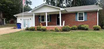 208 E Union St, Gleason, TN 38229