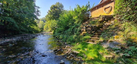 Doppelhaushälfte mal anders! Garten mit anliegenden Bach!