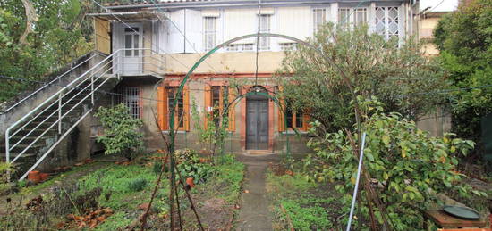 Maison 1 étage  à vendre, 4 pièces, 3 chambres, 100 m²