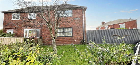 2 bed semi-detached house for sale