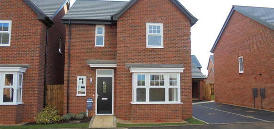 3 bedroom detached house to rent