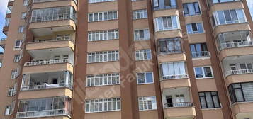 ALPASLAN MAHALLESİNDE KAYSERİPARK YANI SATILIK LÜKS 3+1 DAİRE