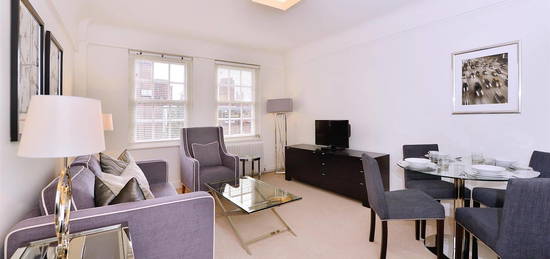 Flat to rent in Fulham Road, Chelsea, South Kensington SW3