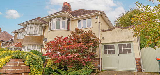 3 bed semi-detached house for sale