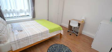 1 bedroom flat share