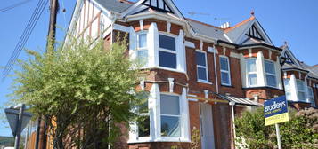 3 bed flat to rent