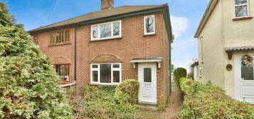 2 bedroom semi-detached house for sale