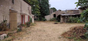 Ensemble de deux Maisons à vendre 6 pièces TAIZE (79)