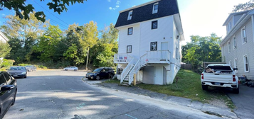 51 River St Unit 2, Waterbury, CT 06706