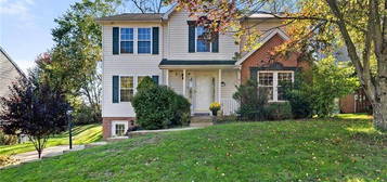 1805 Gibson Dr, Sewickley, PA 15143