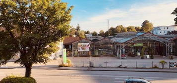 Schöne - lichtdurchflutete 3 Zimmerwohnung mit Balkon + TG Stellplatz - Zentrum Ebersberg