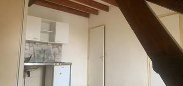 Location appartement 1 pièce 14 m²