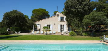 Villa  à vendre, 4 pièces, 3 chambres, 110 m²