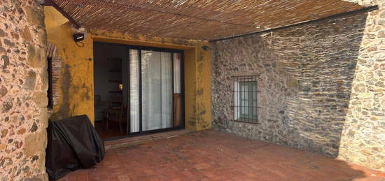 Casa adosada de alquiler en Carrer del Raval, 12, Cruïlles, Monells I Sant Sadurní de L'Heura