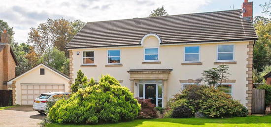 4 bed detached house for sale