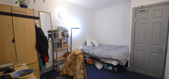 3 bed shared accommodation to rent