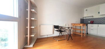 Location appartement 1 pièce 28 m²