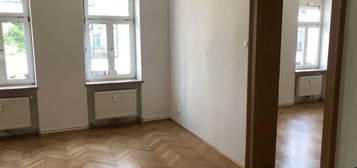 Renovierte Altbauwohnung mit Balkon in Graz Eggenberg, FH-Nähe