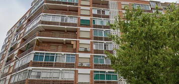 Piso en venta en calle Menéndez Pidal