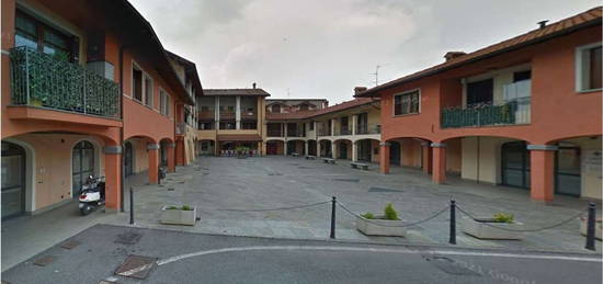 Quadrilocale all'asta in via Fratelli Maccarini s.n.c