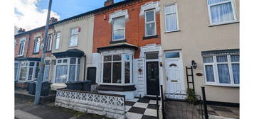 3 bed terraced house for sale