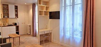 Studio meublé  à louer, 1 pièce, 24 m², Étage 2/–