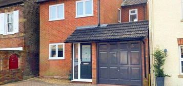 3 bedroom detached house