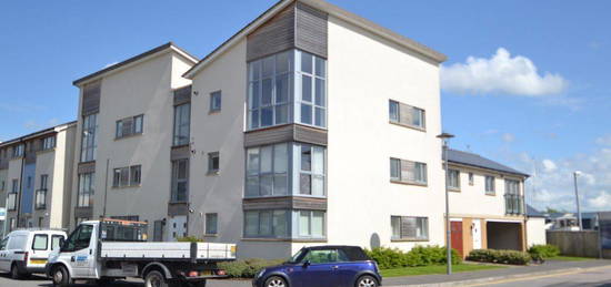 Flat to rent in Newfoundland Way, Portishead, Bristol BS20