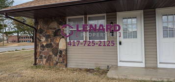 245 W College St #1-3, 245 W College St #1, Bolivar, MO 65613