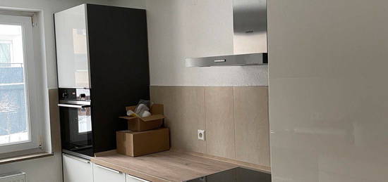 Helle 3-Zimmer-Wohnung mit Südbalkon zur Miete