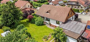 360° I Gemütliches Einfamilienhaus mit Einliegerwohnung in Dietenheim  mit Garten und Doppelgarage!