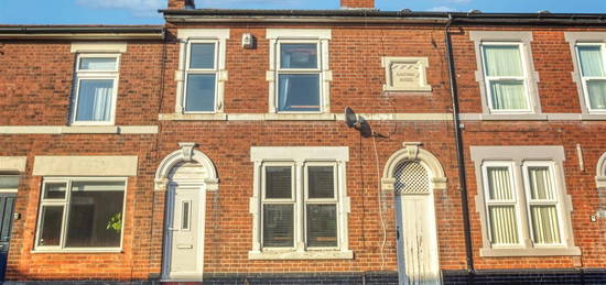 3 bed terraced house for sale