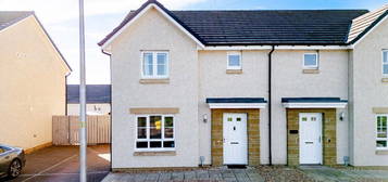 3 bed semi-detached house for sale