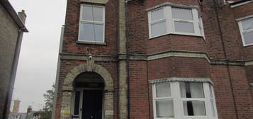 2 bed flat to rent