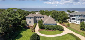 343 Sea Oats Trl, Southern Shores, NC 27949