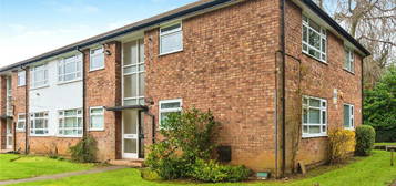 Flat for sale in Brooklands Road, Sale, Greater Manchester M33