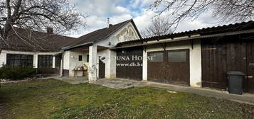 Eladó ház, Tamási