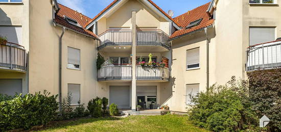 Erdgeschoss-Wohnung mit Flair: Entspannte Ein-Zimmer-Wohnung mit Terrasse und Stellplatz