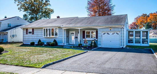 103 Borman Rd, South Plainfield, NJ 07080