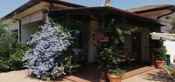 Casa indipendente in vendita in  Lido delle Muse, 30