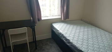 1 bedroom house share